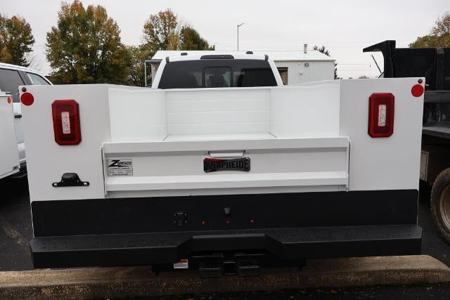 2027 Ford Super Duty F-550 DRW XL