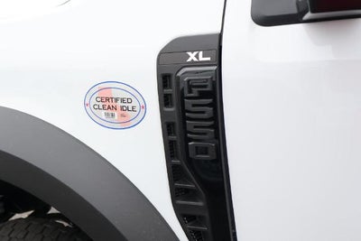 2027 Ford Super Duty F-550 DRW XL