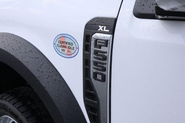 2026 Ford Super Duty F-550 DRW XL