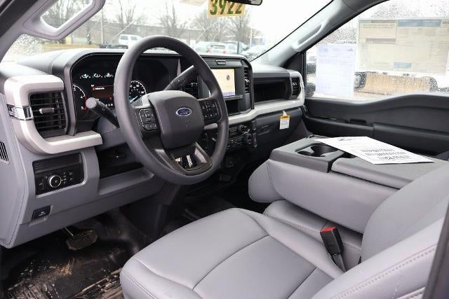 2026 Ford Super Duty F-550 DRW XL