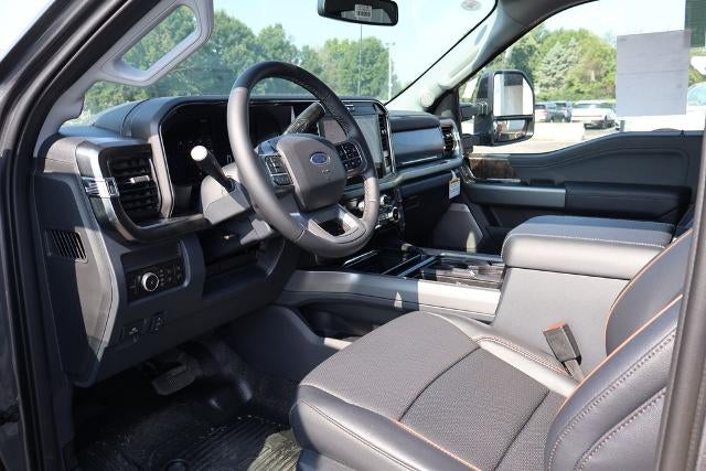 2026 Ford Super Duty F-550 DRW Lariat
