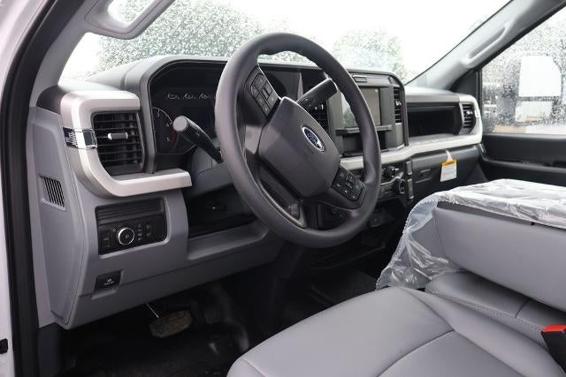 2026 Ford Super Duty F-550 DRW XL