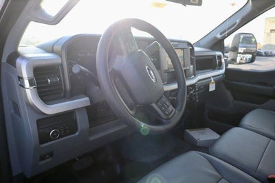 2026 Ford Super Duty F-550 DRW XL