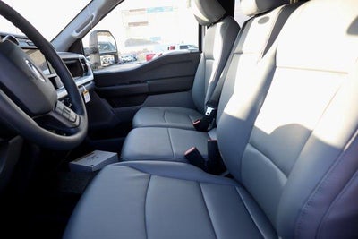 2026 Ford Super Duty F-550 DRW XL