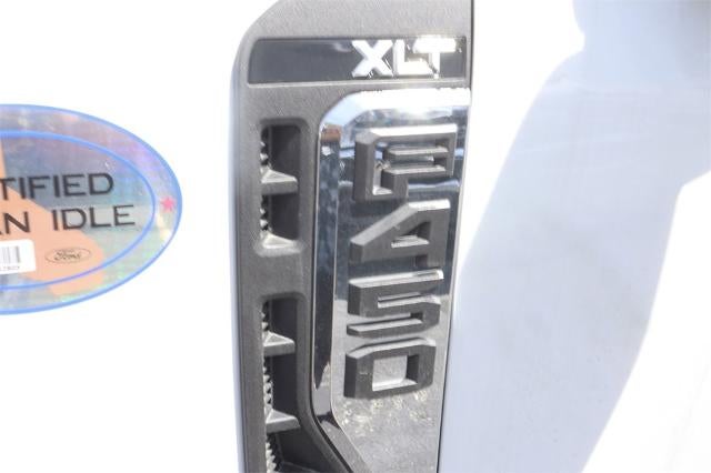 2023 Ford Super Duty F-450 DRW XLT