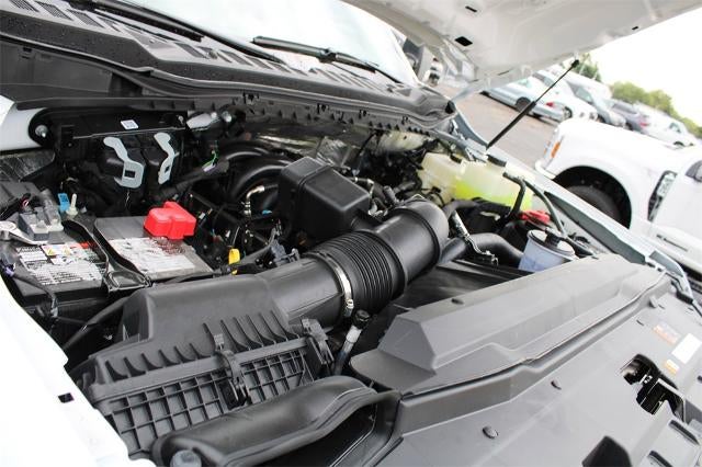 2024 Ford Super Duty F-550 DRW XL