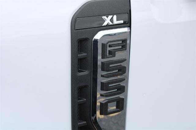 2024 Ford Super Duty F-550 DRW XL