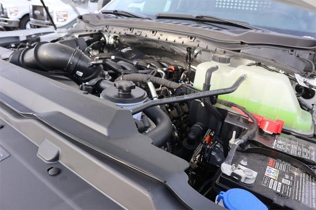 2024 Ford Super Duty F-550 DRW XL