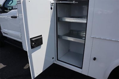 2024 Ford Super Duty F-550 DRW ® XL