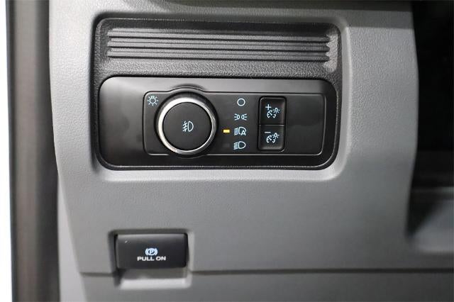 2025 Ford Super Duty F-550 DRW XL