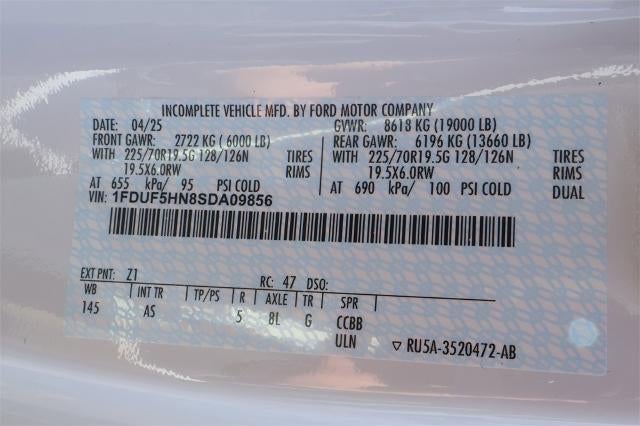 2025 Ford Super Duty F-550 DRW XL