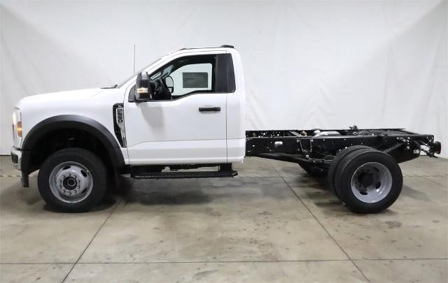 2025 Ford Super Duty F-550 DRW XL
