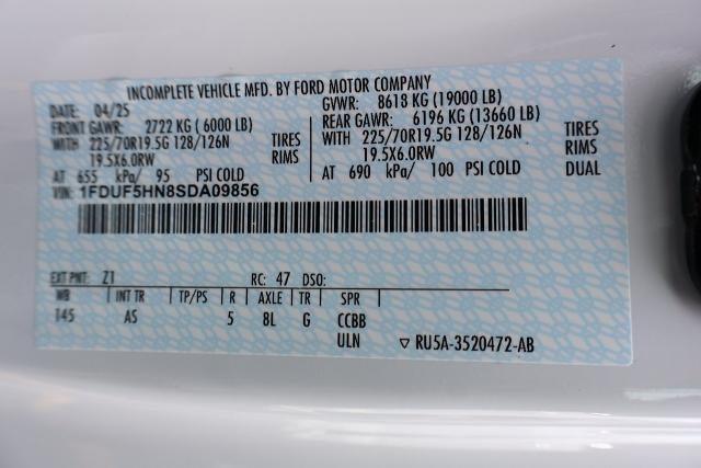 2025 Ford Super Duty F-550 DRW XL