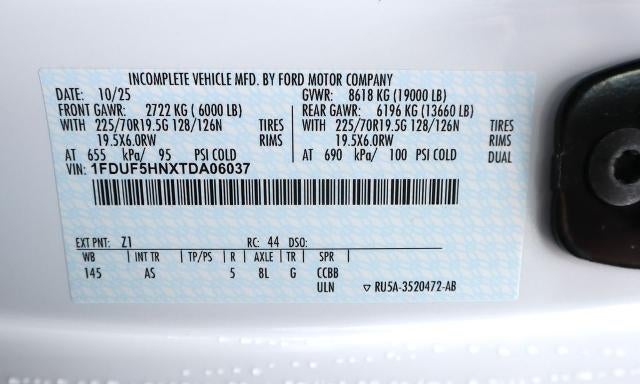 2026 Ford Super Duty F-550 DRW XL