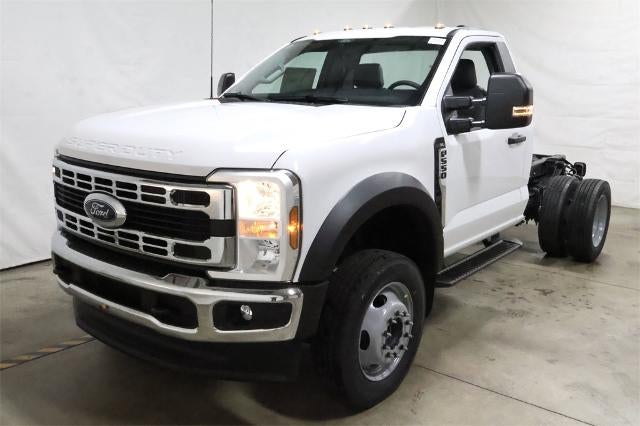 2025 Ford Super Duty F-550 DRW XL