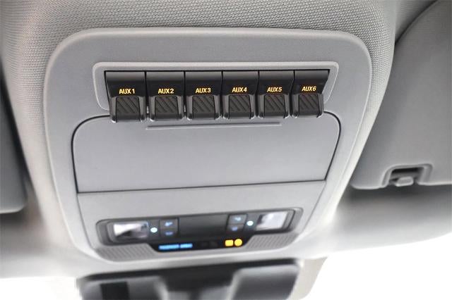 2025 Ford Super Duty F-550 DRW XL