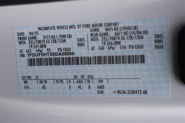 2025 Ford Super Duty F-550 DRW XL