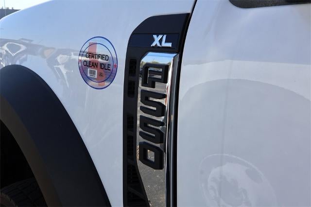 2025 Ford Super Duty F-550 DRW XL