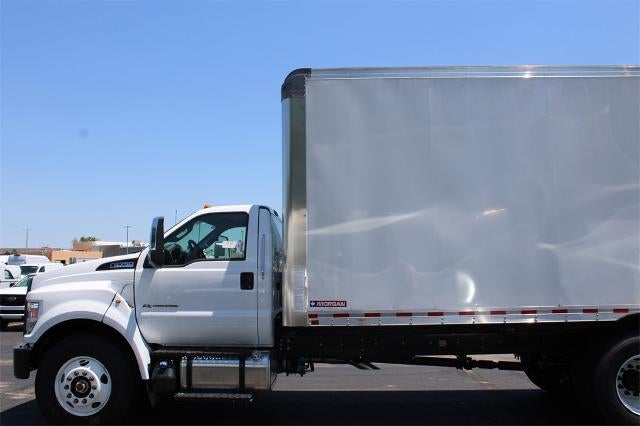2025 Ford F-750SD Base
