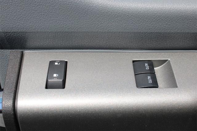 2025 Ford F-750SD Base