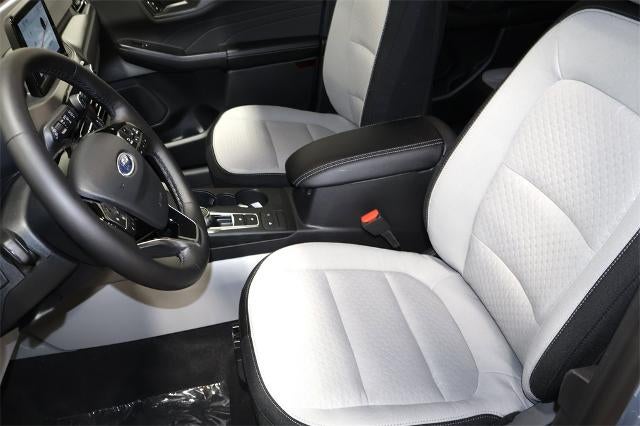 2025 Ford Escape Active Demo