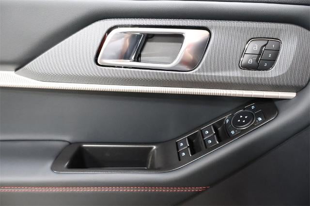 2025 Ford Explorer ST-Line Demo