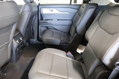 2025 Ford Explorer Active Demo