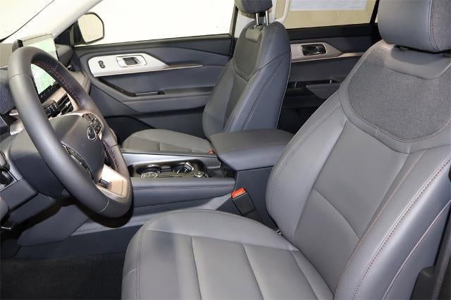 2025 Ford Explorer Active Demo