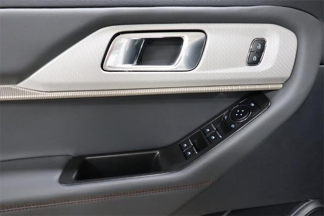 2025 Ford Explorer Active Demo