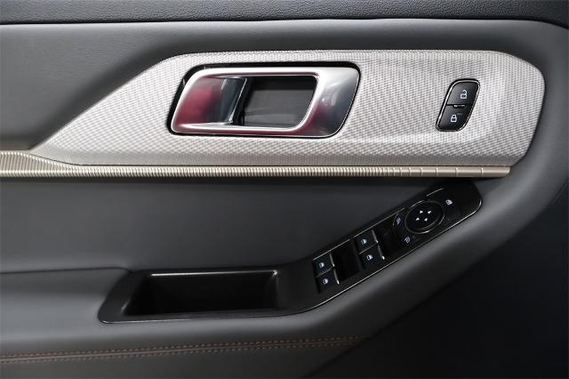 2025 Ford Explorer Active Demo