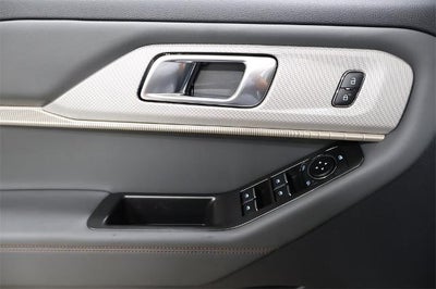 2025 Ford Explorer Active Demo