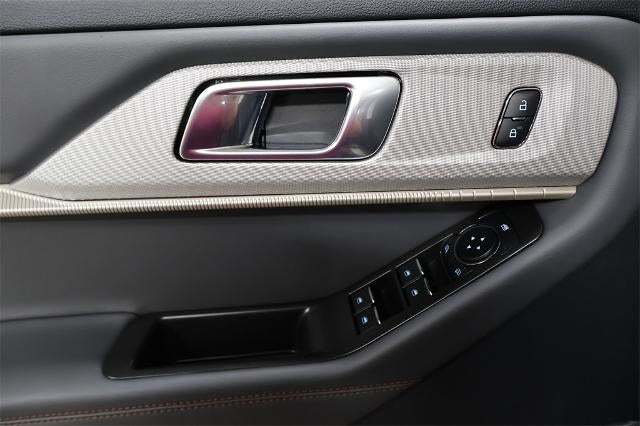 2025 Ford Explorer Active Demo