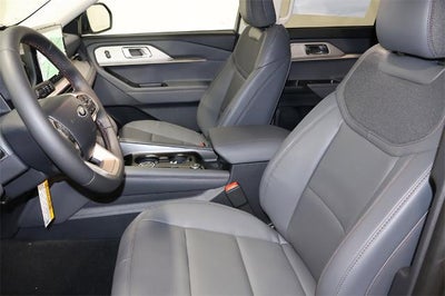 2025 Ford Explorer Active Demo