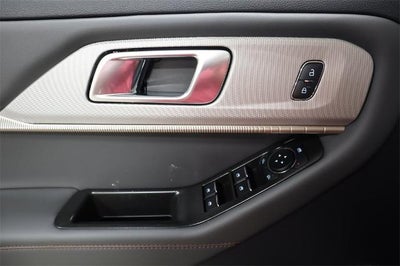 2025 Ford Explorer Active Demo