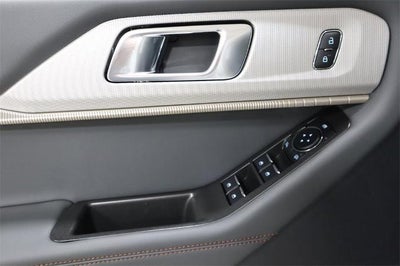 2025 Ford Explorer Active Demo