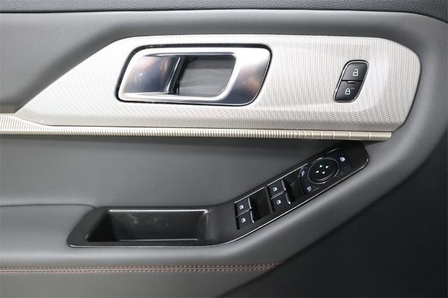 2025 Ford Explorer Active Demo