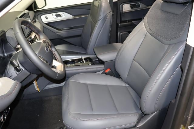 2025 Ford Explorer Active Demo