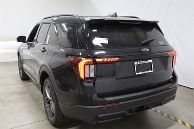 2025 Ford Explorer ST-Line Demo