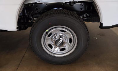 2027 Ford Super Duty F-250 SRW XL