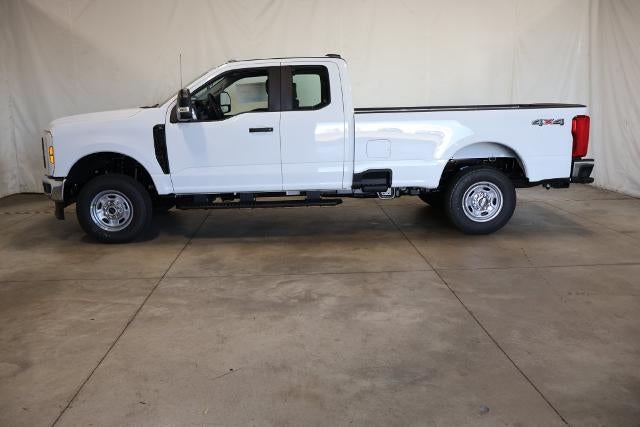 2027 Ford Super Duty F-250 SRW XL