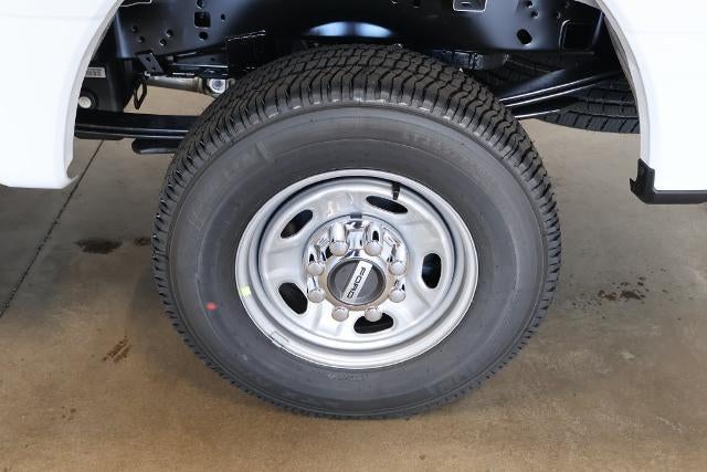2027 Ford Super Duty F-250 SRW XL