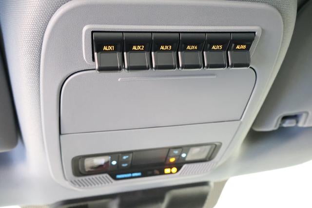 2027 Ford Super Duty F-250 SRW XL