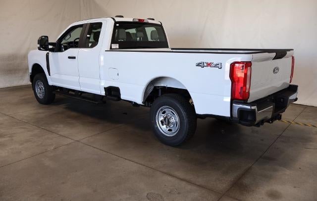 2027 Ford Super Duty F-250 SRW XL