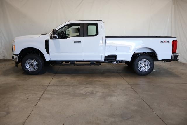2027 Ford Super Duty F-250 SRW XL