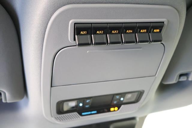 2027 Ford Super Duty F-250 SRW XL