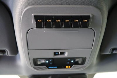 2027 Ford Super Duty F-250 SRW XLT