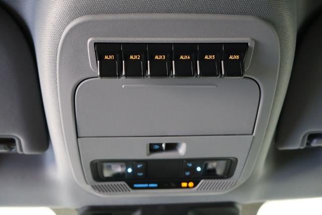 2027 Ford Super Duty F-250 SRW XLT