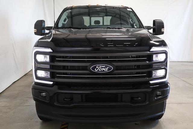 2027 Ford Super Duty F-250 SRW XLT