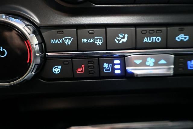 2026 Ford Super Duty F-250 SRW Black Widow Edition