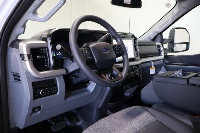 2027 Ford Super Duty F-250 SRW XLT